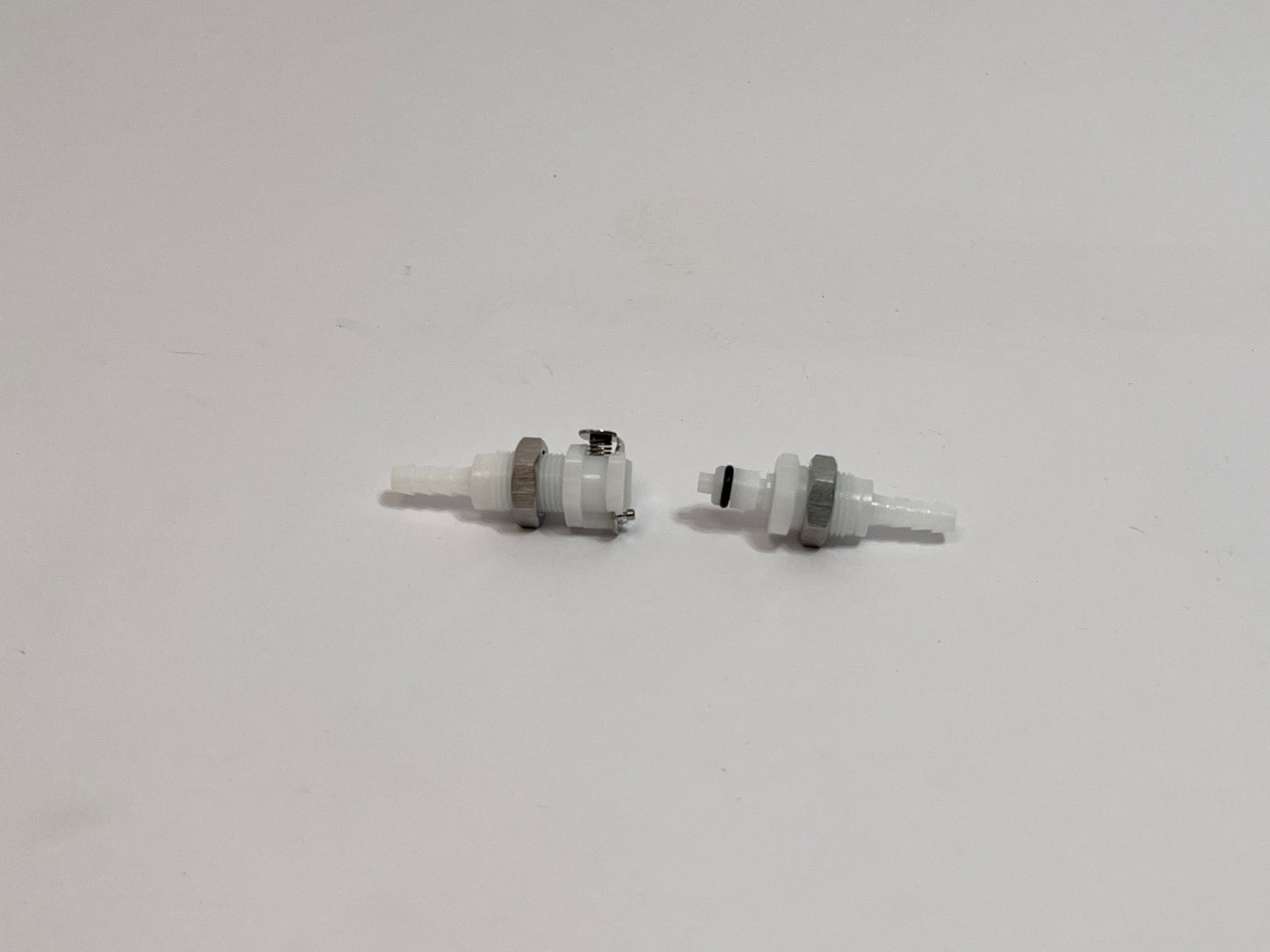 CPC COUPLING — 3/16" Dry Break Coupling